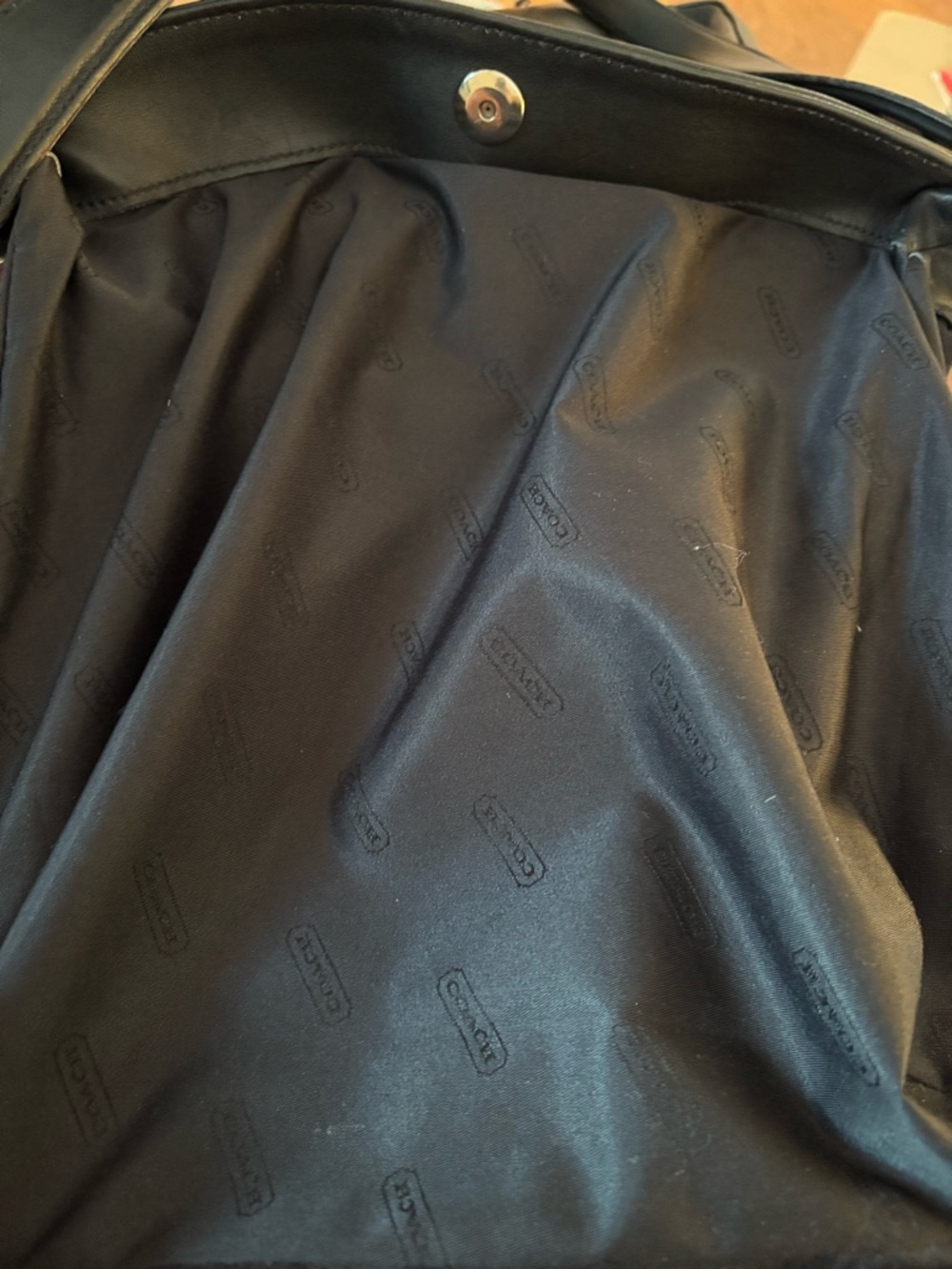Coach VINTAGE F0D-9180 Whitney MADE IN USA Black Glove Tanned Leather Hobo EUC - Picture 5 of 16